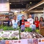 ท็อปส์ ในเครือเซ็นทรัล รีเทล จับมือ กรมการค้าภายใน ช่วยเหลือผู้เลี้ยงกุ้งภาคใต้ฝ่าวิกฤต