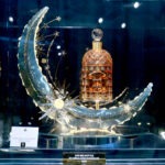 GUERLAIN, PERFUMER VISIONARY SINCE 1828 หนึ่งในนิทรรศการ Haute Parfumerie ที่ยิ่งใหญ่ที่สุดแห่งปีครั้งแรกในประเทศไทย ชวนทุกท่านเปิดประตูสู่จักรวาลแห่งสุคนธศิลป์ จาก MAISON GUERLAIN ใจกลางกรุงเทพฯ ณ ONE BANGKOK 24-28 มิ.ย. นี้