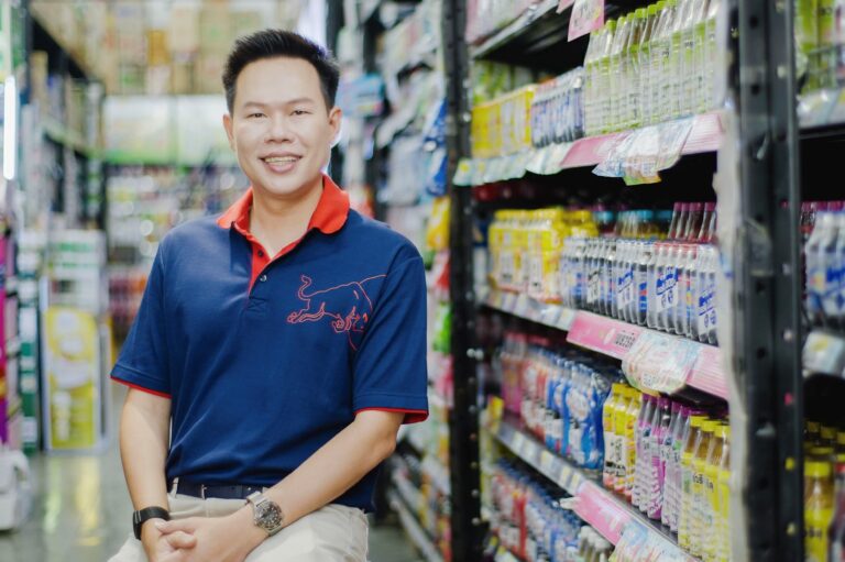 “ถ้าไม่เปลี่ยน เราก็ตาย” 3 บทเรียนธุรกิจของ “ร้านค้าปลีกยุคใหม่ในจังหวัดพิจิตร” ภายใต้โครงการ Durbell Successor Program ปลุกพลังผู้ประกอบการให้ไปต่อ
