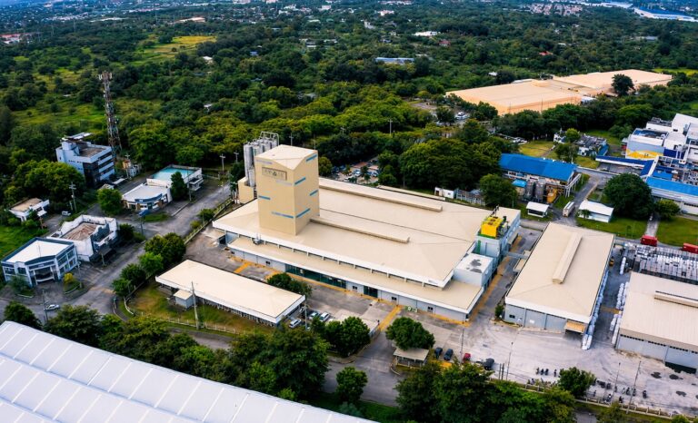 อินโดรามา เวนเจอร์ส เดินหน้าขับเคลื่อนเศรษฐกิจหมุนเวียนผ่านความร่วมมือ “Zero Waste to Landfill” ระหว่าง PETValue Philippines และ Republic Cement