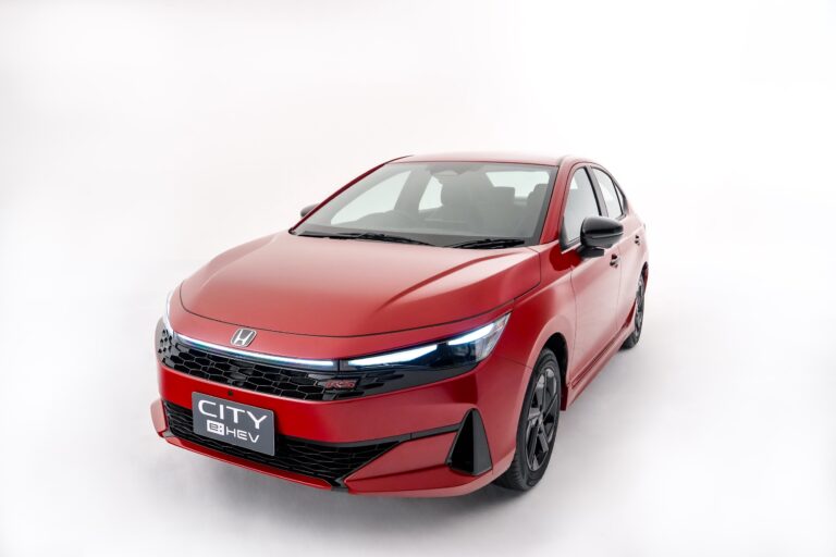 การเปิดตัวอย่างเป็นทางการของ Honda City ใหม่ – QUAKE ‘EM UP! สั่นทุกสตรีท
