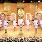 ออมสิน ถวายพระพรชัยมงคลเนื่องในโอกาสวันเฉลิมพระชนมพรรษาพระบาทสมเด็จพระเจ้าอยู่หัว
