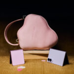 Samsung จับมือ PIPATCHARA ถ่ายทอดมุมมองใหม่ของการพกพา ผ่านแนวคิด Carry the Necessaries “แบกเฉพาะสิ่งสำคัญ ให้ทุกวันได้เป็นตัวเอง”