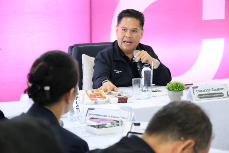 “วราวุธ” ดัน โรงงานผลิตอาหารสำหรับภาวะฉุกเฉิน-อาหารทางการแพทย์ ได้มาตรฐาน อย. – ฮาลาล เตรียมจับมือ สธ.-อว.-พม.-กห. หนุน ม.อ. เร่งงานวิจัย “จากหิ้งสู่ห้าง” เปิดทาง 1.56 แสน เอสเอ็มอี–วิสาหกิจชุมชนภาคใต้