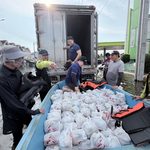 สหฟาร์มรวมพลังจิตอาสา ลุยน้ำท่วมส่งมอบถุงยังชีพ – อาหารกล่อง ช่วยเหลือพนักงานและชุมชน ย้ำ “น้ำยังไม่ลด เราก็ไม่ทิ้งกัน”